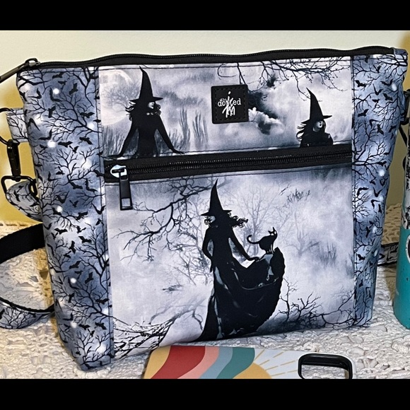 Witch Black Cats, Bats & Raven Handbag - Picture 4 of 9